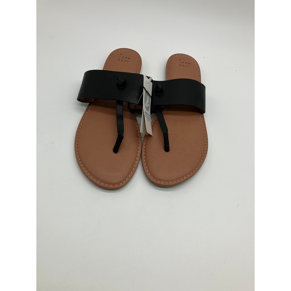 A New Day Womens Black Thong Sandals Flat Slip On Memory Foam NWT Size 8